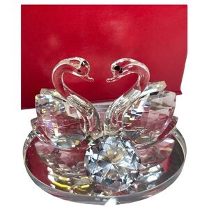 Pair Crystal Swans On Base With Box Unsigned Figurine Statue Paperweight 4”